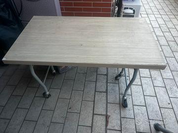 Scrivania 100x60 con rotelle