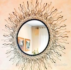 Specchio da Parete in Ferro Battuto – Design Sole 