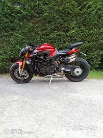 mv Agusta brutale 1000 rr