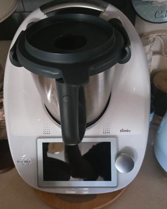 Bimby TM6 completo di boccale 