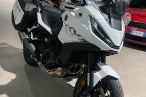 Honda NT1100 DCT AUTOMATICA 2023 NUOVA