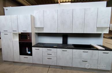 Cucine lineari di fine serie, esaurimento scorte