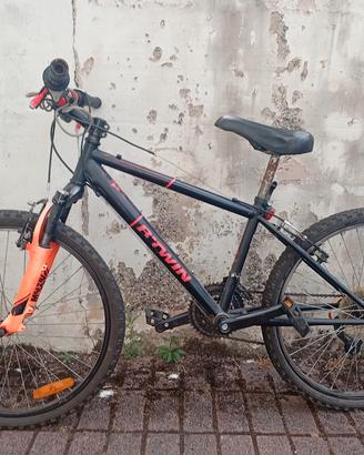 bicicletta MTB 