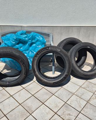Gomme nuove estive Michelin Primacy 235/55R19