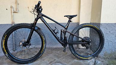 TREK TOP FUEL FULL CARBON 29