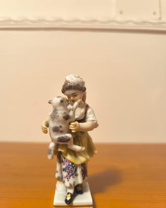 Originale Meissen Statuetta ragazza con agnellino