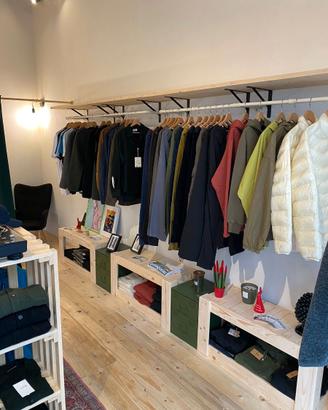 espositore modulo legno scaffale abbigliamento bio