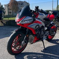 Aprilia TUONO 660