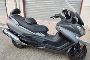 Suzuki Burgman 650 2020