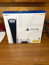 Playstation 5 standard con lettore disco