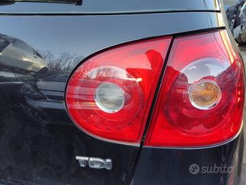 Fanale post dx int VOLKSWAGEN GOLF 5 del 2005