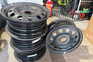 Cerchi ford fiesta 14 pollici vecchio modello