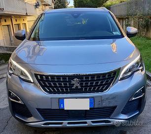 Peugeot 3008 01/2019 diesel usata