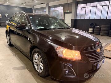 Chevrolet Cruze 1.7 Diesel Station Wagon LTZ