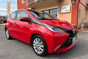 Toyota Aygo 1.0 VVT-i 69 CV 5 porte 9900 KM