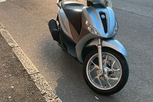 Piaggio Medley 150 ABS (2024) - Euro 5