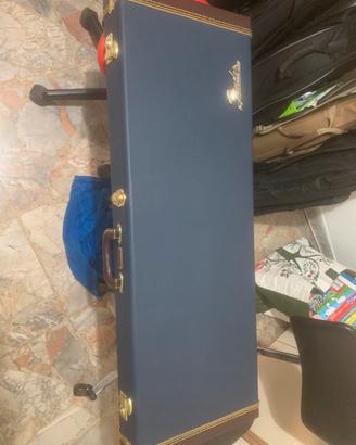 Custodia rigida Fender