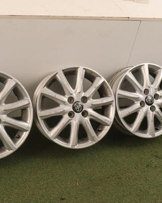Cerchi in lega Toyota Aygo Yaris 15 ORIGINALI PZ49