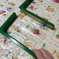 Staffe verdi per mensole