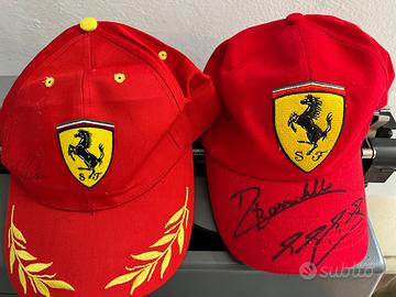 Cappellino autografato da Schumacher e Barrichello
