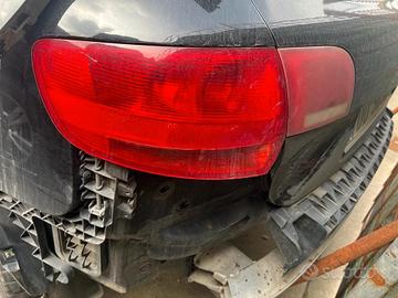Fanale post sinistro carrozz audi a3 anno 2005
