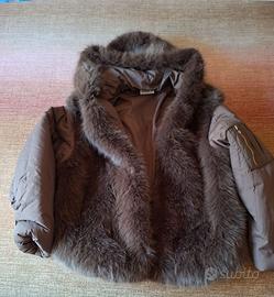 Piumino con ecopelliccia