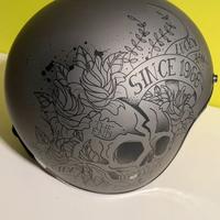 Casco MT Helmets LeMans Skull & Roses NUOVO