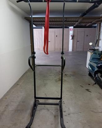 barra trazioni e 2 manubri 14-15kg