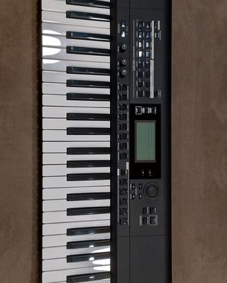 KORG i3 