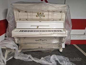 Pianoforte dipinto a mano senza pagare