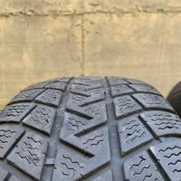 Pneumatici invernali Michelin con cerchio