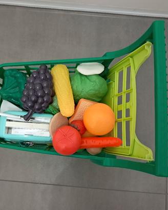 Carrello con frutta e verdura 