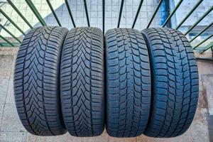 Pneumatici invernali Bridgestone/Semperit