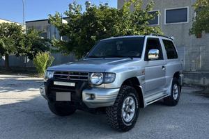 Mitsubishi Pajero 2.5 tdi GLS