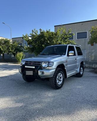 Mitsubishi Pajero 2.5 tdi GLS