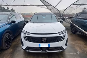 PEUGEOT 5008 III 2024 - 5008 1.2 hybrid GT 136cv 7