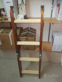 Scaletta in legno per motoscafi e barche