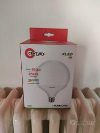 Tre lampadine luce bianca grosse E27 nuove