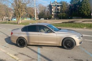 BMW SERIE 3 316i neopatentati