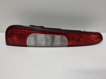 STOP FANALE POSTERIORE SINISTRO FORD Focus S. Wago