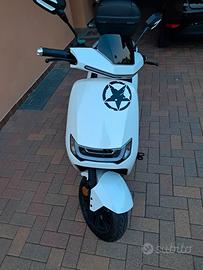 scooter elettrico 125