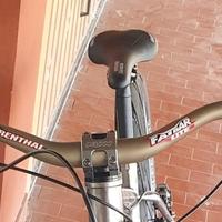 Manubrio Renthal Fatbar Lite