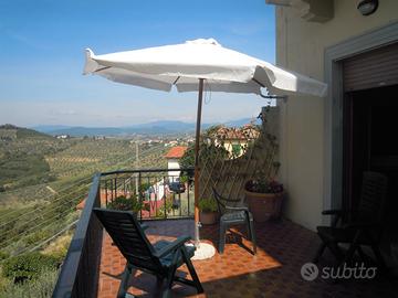 Bilocale in collina