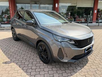 PEUGEOT 3008 2023 60.000 KM