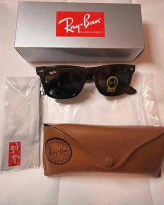Ray-Ban