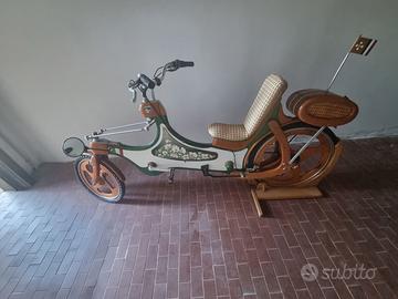 Bicicletta Totalmente in legno.