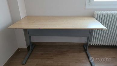 Scrivania da studio/ufficio Ikea