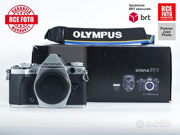 Olympus OM-D E-M5 II