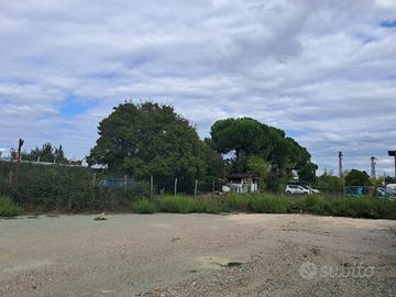 SCANDICCI Terreno ad uso deposito