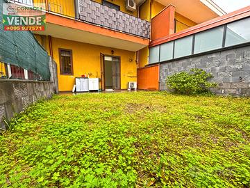 Appartamento rifinito con giardino a Giarre